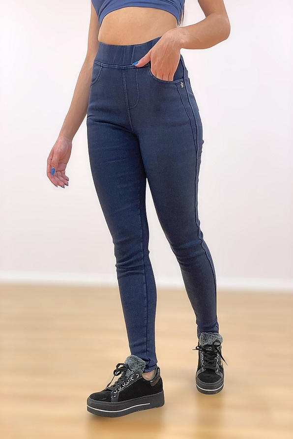 WOMAN LEGJEANS WITH INTERNAL FLEECE