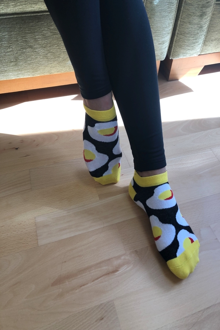 2-PACK UNISEX ΚΟΦΤΗ ΒΑΜΒΑΚΕΡΗ ΚΑΛΤΣΑ ΑΣΤΡΑΓΑΛΟΥ ΕΝΑ ΜΕ ΣΧΕΔΙΟ ΚΑΙ ΕΝΑ ΜΟΝΟΧΡΩΜΟ