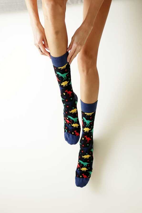 UNISEX ELASTIC COTTON SOCKS WITH DYNOSAURS PATTERN