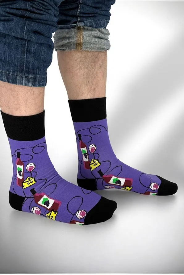 WINE & CHEESE LOVER'S DREAM PREMIUM ELASTIC COTTON CREW SOCKS WITH HAND-LINKED TOES