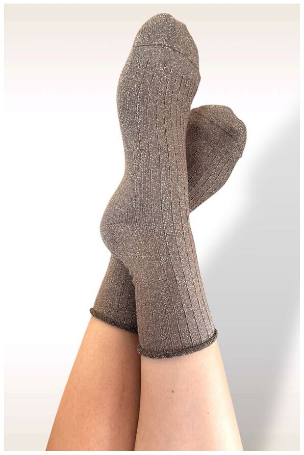 BAMBOO SOFT SOCKS 4 SEASON ROLL TOP CUFF WITH SILVER LUREX & VERTICAL THIN BRAIDS PATTERN