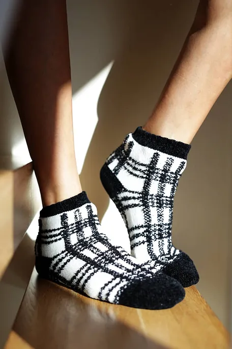 ΓΥΝΑΙΚΕΙΑ ΚΑΛΤΣΟΠΑΝΤΟΦΛΑ ΜΕ ABS ΕΣΩΤΕΡΙΚΗ ΖΕΣΤΗ ΜΑΛΑΚΗ ΕΠΕΝΔΥΣΗ ΚΑΙ ΣΧΕΔΙΟ ΚΑΡΟ