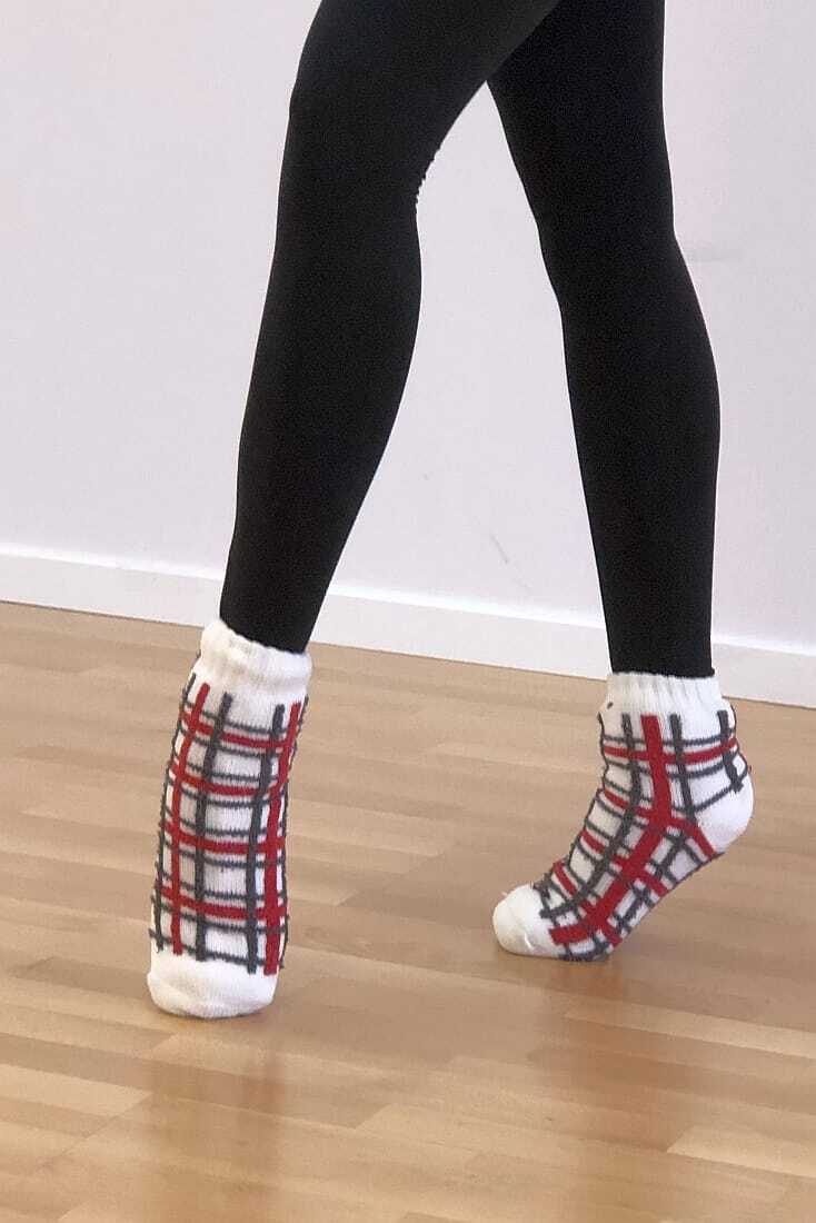 ΓΥΝΑΙΚΕΙΑ ΚΑΛΤΣΟΠΑΝΤΟΦΛΑ ΜΕ ABS ΕΣΩΤΕΡΙΚΗ ΖΕΣΤΗ ΜΑΛΑΚΗ ΕΠΕΝΔΥΣΗ ΚΑΙ ΣΧΕΔΙΟ ΚΑΡΟ