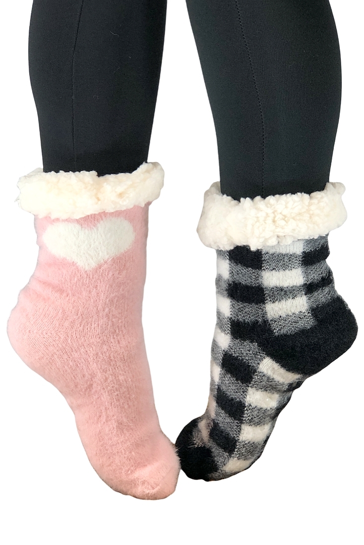 ΓΥΝΑΙΚΕΙΕΣ FLEECE ΚΑΛΤΣΕΣ ΜΕ ΕΝΙΣΧΥΣΗ ΕΣΩΤΕΡΙΚΑ ΑΝΤΙΟΛΙΣΘΗΤΙΚΗ ABS ΠΑΤΟΥΣΑ ΚΑΙ ΣΧΕΔΙΟ ΚΑΡΔΙΑ Η ΚΑΡΩ