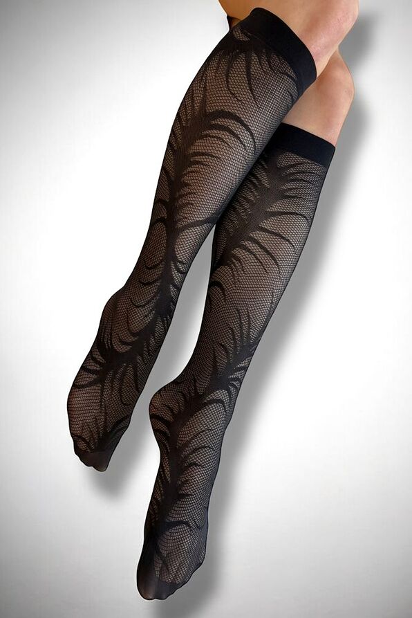 WOMAN KNEE-HIGHS 30DEN WITH FISHNET TEXTURE AND BOTANICAL DESIGN