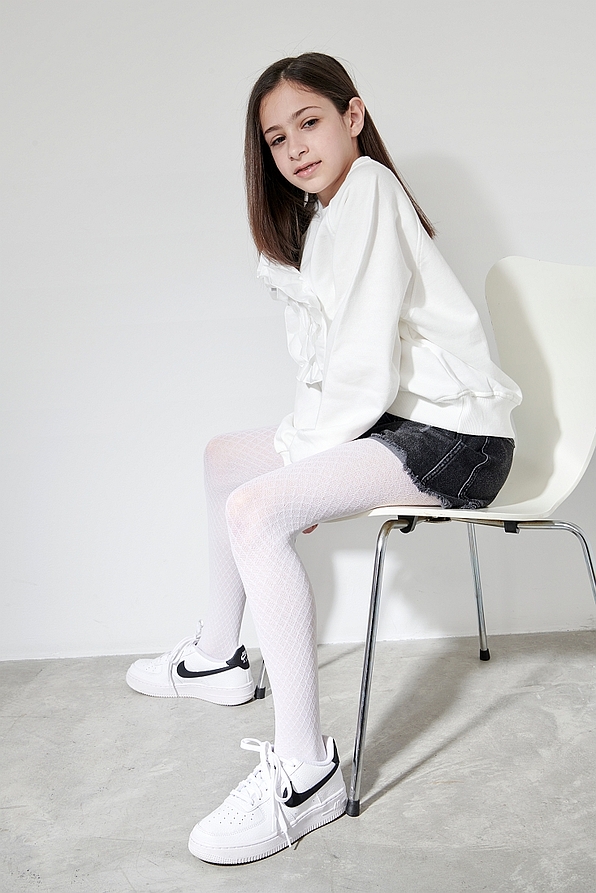 GIRL OPAQUE ELASTIC TIGHTS 80DEN WITH RELIEF DIAMOND PATTERN