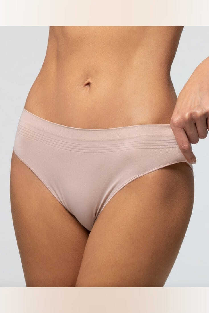 SLIP.SEAMLESS ΓΥΝΑΙΚΕΙΟ ΣΛΙΠ BIKINI ΑΠΟ ΜΑΛΑΚΗ ΚΑΙ ΕΛΑΦΡΙΑ ΜΙΚΡΟΪΝΑ ΧΩΡΙΣ ΡΑΦΕΣ ΜΕ ΔΙΑΠΝΕΟΥΣΕΣ ΖΩΝΕΣ ΚΑΙ ΒΑΚΤΗΡΙΟΣΤΑΤΙΚΟ ΚΑΒΑΛΑΚΙ "Q-SKIN" ΕΠΙΠΕΔΑ ΤΕΛΕΙΩΜΑΤΑ ΠΟΥ ΔΕΝ ΔΙΑΓΡΑΦΟΥΝ ΓΙΑ ΜΕΓΙΣΤΗ ΑΝΕΣΗ