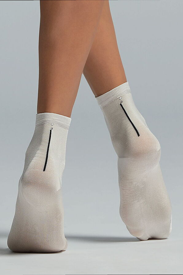 CZ CASSIOPEA WOMAN VISCOSE SOCKS WITH VERTICAL STRIPE AND DIAMONDS AT BACK