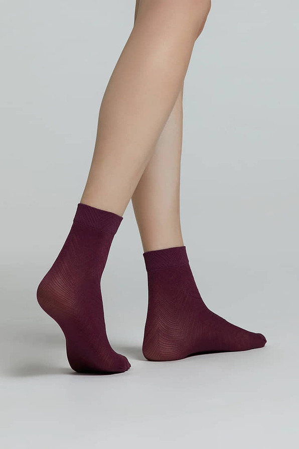 CZ AZHAR WOMAN SHEER ELASTIC SOCKS WITH CHEVRONS PATTERN