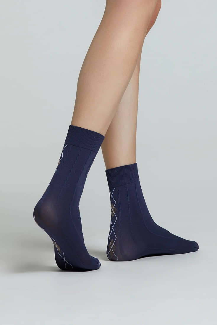 CZ JARED ΓΥΝΑΙΚΕΙΟ ΕΛΑΣΤΙΚΟ ΣΟΣΟΝΙ ΜΕ ΚΑΘΕΤΟ ΣΧΕΔΙΟ ΣΤΗΝ ΠΛΕΞΗ ΚΑΙ ΡΟΜΒΟΥΣ