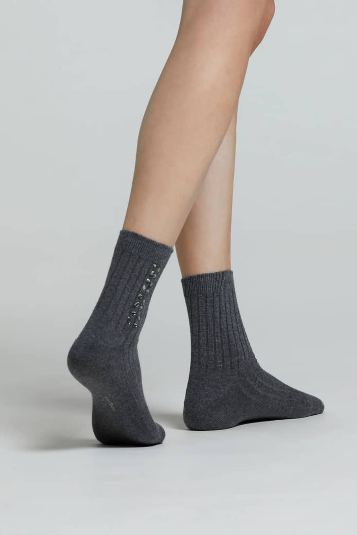 CZ CAMPANELLA ΓΥΝΑΙΚΕΙΟ ΒΑΜΒΑΚΕΡΟ ΣΟΣΟΝΙ ΡΙΜΠ ΜΕ ΚΑΘΕΤΟ ΣΧΕΔΙΟ ΣΤΟ ΠΛΑΙ ΣΤΡΑΣ