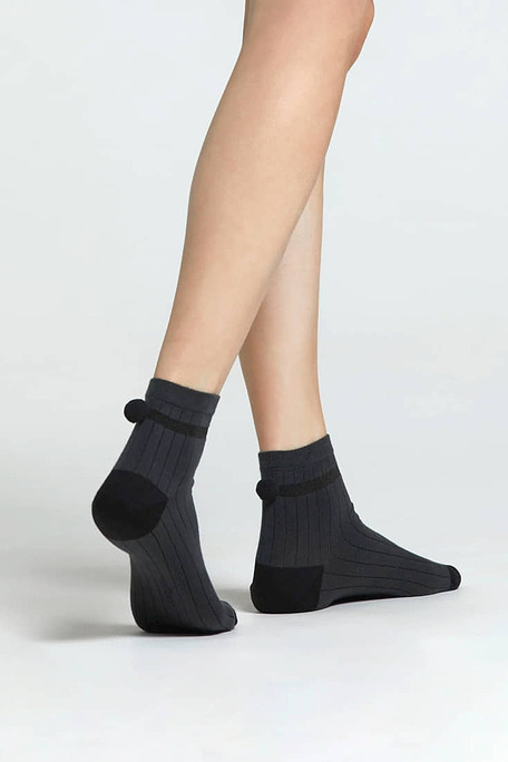 CZ CICLAMINO WOMAN RIB COTTON SOCKS WITH LAME STRIPE AND “POM POM” DECORATION ON BACK