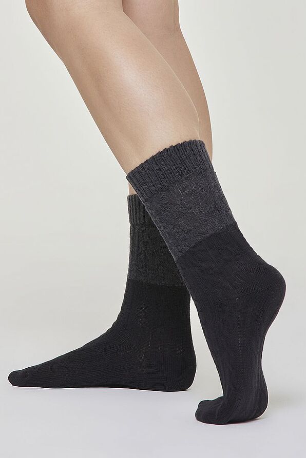 WOMAN COTTON BICOLOR NORMAL SOCKS TRICOT EFFECT WITH VERTICAL CHAINS PATTERN - CZ TATIANA
