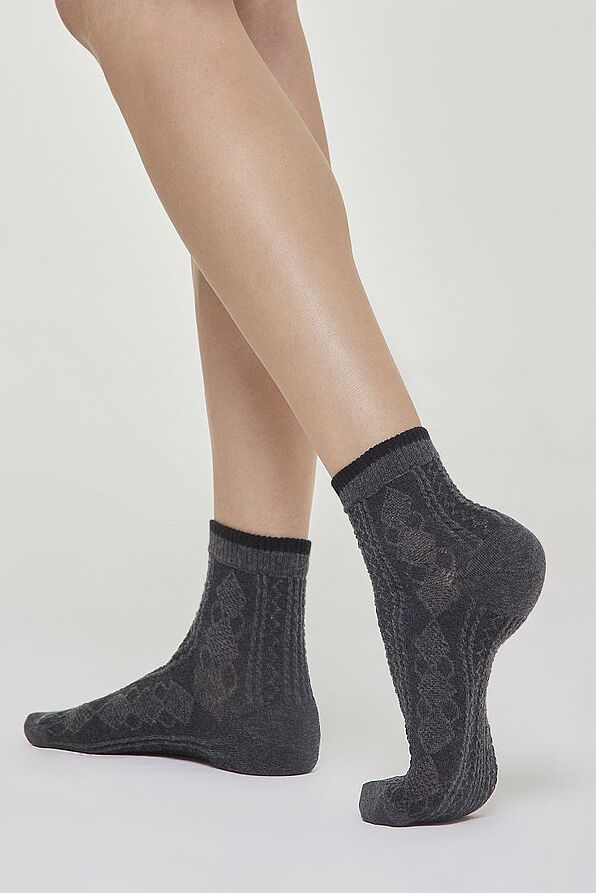 WOMAN COTTON ANKLE SOCKS TRICOT EFFECT WITH GEOMETRICAL PATTERN AND SEAMLESS TOES - CZ BEATA