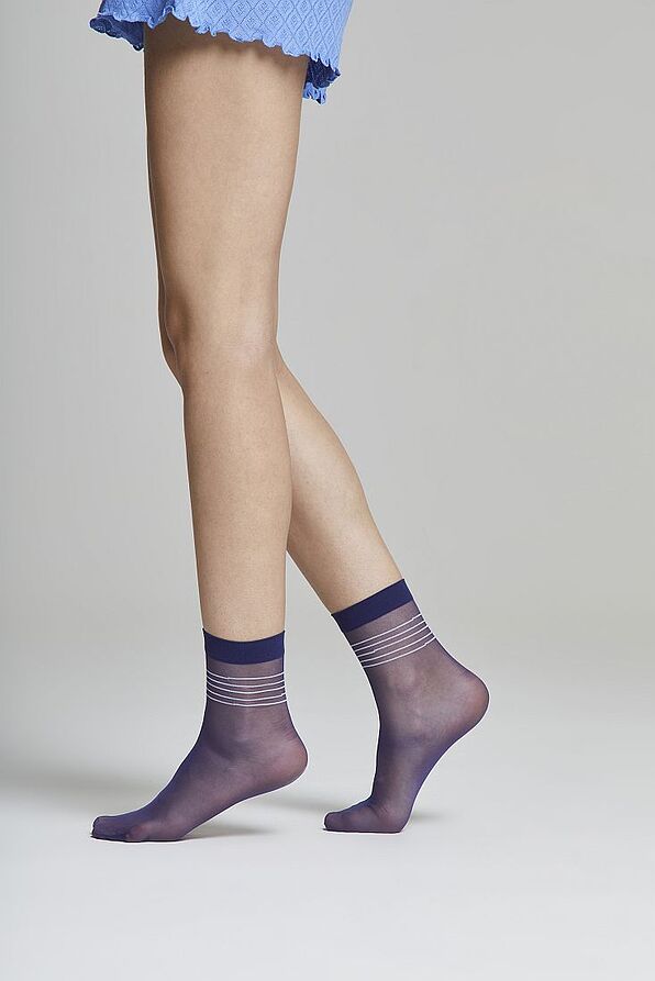 WOMAN SHEER STRETCH SOCKS PLAIN WITH HORIZONTAL PLACED STRIPES IN CONTRAST COLOR - CZ GLICINE