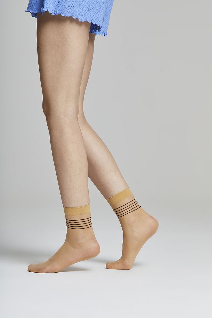 ΓΥΝΑΙΚΕΙΟ ΛΕΠΤΟ ΕΛΑΣΤΙΚΟ ΣΟΣΟΝΙ ΜΟΝΟΧΡΩΜΟ ΜΕ ΟΡΙΖΟΝΤΙΕΣ ΡΙΓΕΣ ΑΝΤΙΘΕΤΟΥ ΧΡΩΜΑΤΟΣ - CZ GLICINE