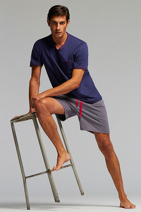 PJ EROS MAN COTTON PYJAMAS. T-SHIRT V NECK AND POCKET SOLID COLOR. SHORTS IN PRINTED FABRIC ANF FISH