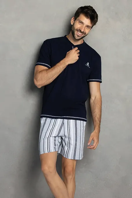 ΑΝΔΡΙΚΗ ΒΑΜΒΑΚΕΡΗ ΠΙΤΖΑΜΑ ΜΕ ΚΟΝΤΟ ΜΑΝΙΚΙ ΠΑΤΙΛΕΤΑ ΜΟΤΙΦ ΣΤΟ ΣΤΗΘΟΣ ΚΑΙ ΡΙΓΕ ΣΟΡΤΣ