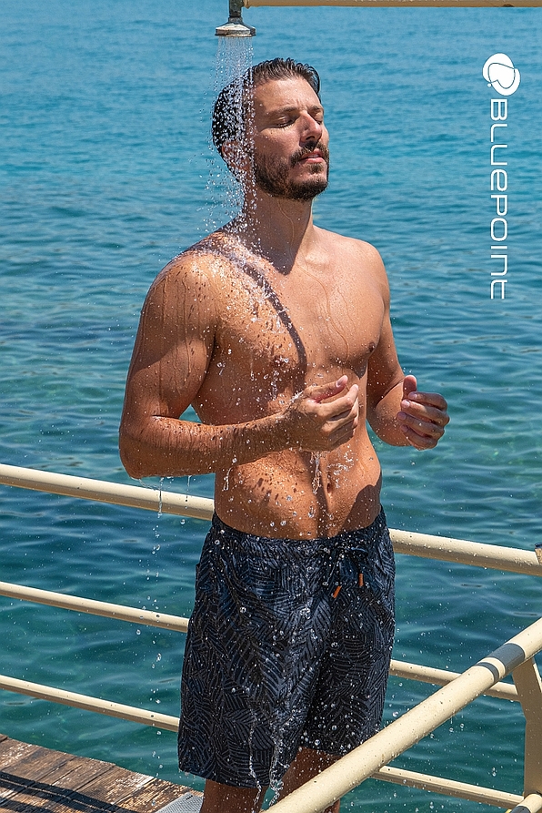 ΑΝΔΡΙΚΟ ΜΑΓΙΟ ΒΕΡΜΟΥΔΑ ΣΤΟ ΓΟΝΑΤΟ ΜΕ TROPICAL ΤΥΠΩΜΑ ΤΣΕΠΕΣ ΚΑΙ ΚΟΡΔΟΝΙ ΜΕΣΗΣ-MONOCHROMATIC