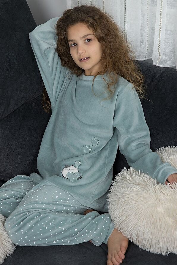GIRL TEENS LONG VELOUR PYJAMAS WITH HEARTS EMBROIDERY AND CUFFED LEG PANTS WITH HEARTS AND STARS PRINT