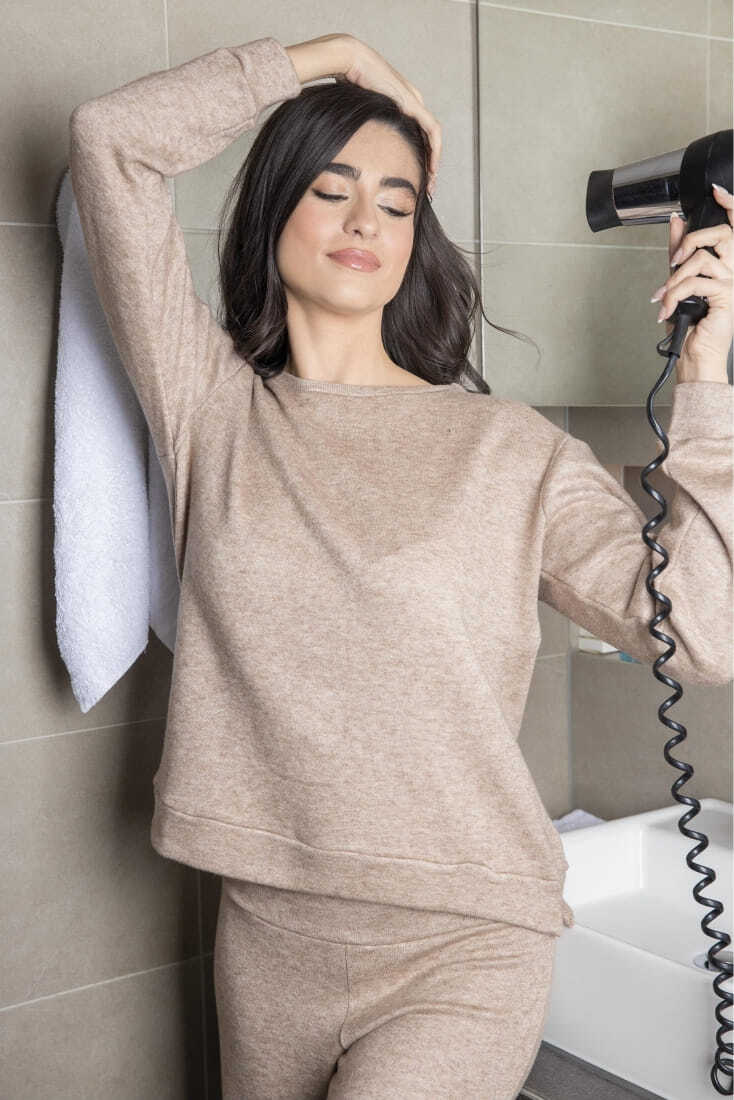 ΓΥΝΑΙΚΕΙΑ ΦΟΡΜΑ ΚΑΣΜΙΡ ΠΛΕΧΤΗ ΜΟΝΟΧΡΩΜΗ ΜΕ ΜΠΑΤΖΑΚΙ ΜΕ ΛΑΣΤΙΧΟ