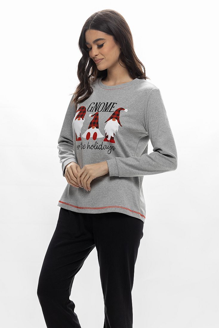 ΓΥΝΑΙΚΕΙΑ ΜΑΚΡΙΑ ΒΑΜΒΑΚΕΡΗ ΠΙΤΖΑΜΑ ΜΕ ΧΡΙΣΤΟΥΓΕΝΝΙΑΤΙΚΟ ΤΥΠΩΜΑ "GNOME FOR THE HOLIDAYS"