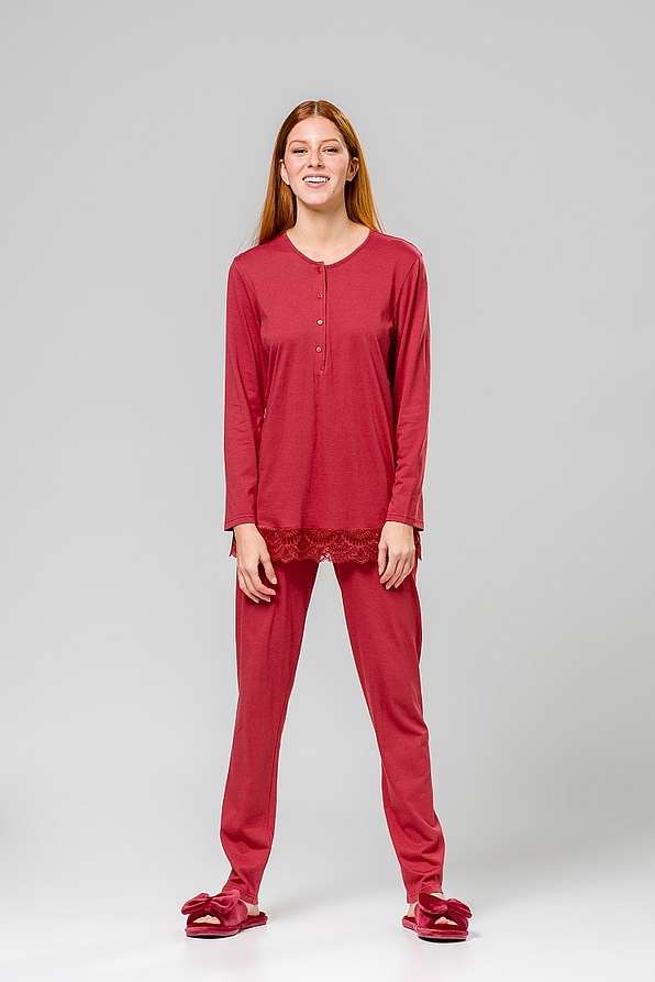 WOMAN MODAL PYJAMAS PLAIN LACE DETAILS WITH DEEP BUTTON OPENING IDEAL FOR BREASTFEEDING OPEN LEG