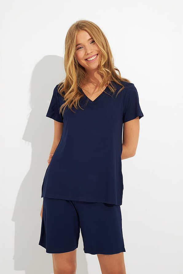 WOMΑN VISCOSE PYJAMAS BERMUDA PLAIN WITH V-NECK AND SHORT SLEEVES