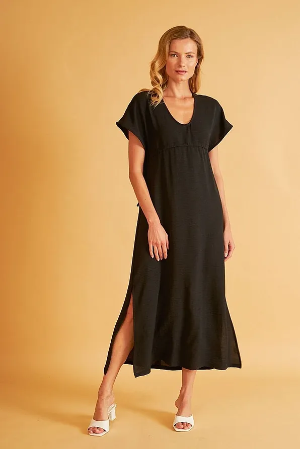 ΓΥΝΑΙΚΕΙΟ ΜΑΚΡΥ ΦΟΡΕΜΑ ΑΠΌ ΒΙΣΚΟΖΗ ΜΟΝΟΧΡΩΜΟ ΜΕ ΣΟΥΡΑ ΣΤΗ ΜΕΣΗ