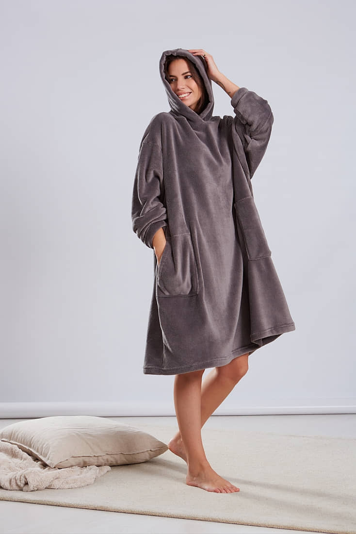 ΓΥΝΑΙΚΕΙΑ ΜΑΚΡΙΑ FLEECE ΚΑΠΑ ΡΟΜΠΑ ΜΟΝΟΧΡΩΜΗ ΜΕ ΜΑΚΡΥ ΜΑΝΙΚΙ ΤΣΕΠΕΣ ΚΑΙ ΚΟΥΚΟΥΛΑ