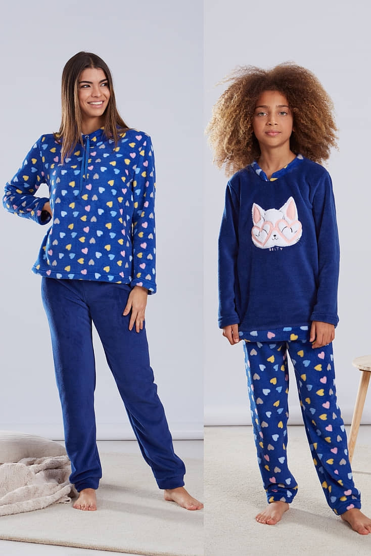 ΚΟΡΙΤΣΙΣΤΙΚΗ ΜΑΚΡΙΑ FLEECE ΠΙΤΖΑΜΑ ΜΕ ΤΥΠΩΜΑ ΚΑΡΔΙΕΣ