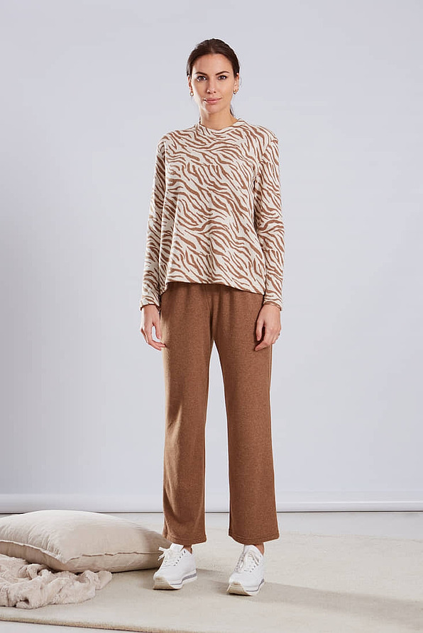 ΓΥΝΑΙΚΕΙΑ ΒΑΜΒΑΚΕΡΗ ΦΟΥΤΕΡ ΦΟΡΜΑ ΜΕ ZEBRA ANIMAL ΣΧΕΔΙΟ ΚΑΙ ΑΝΟΙΧΤΟ ΜΠΑΤΖΑΚΙ