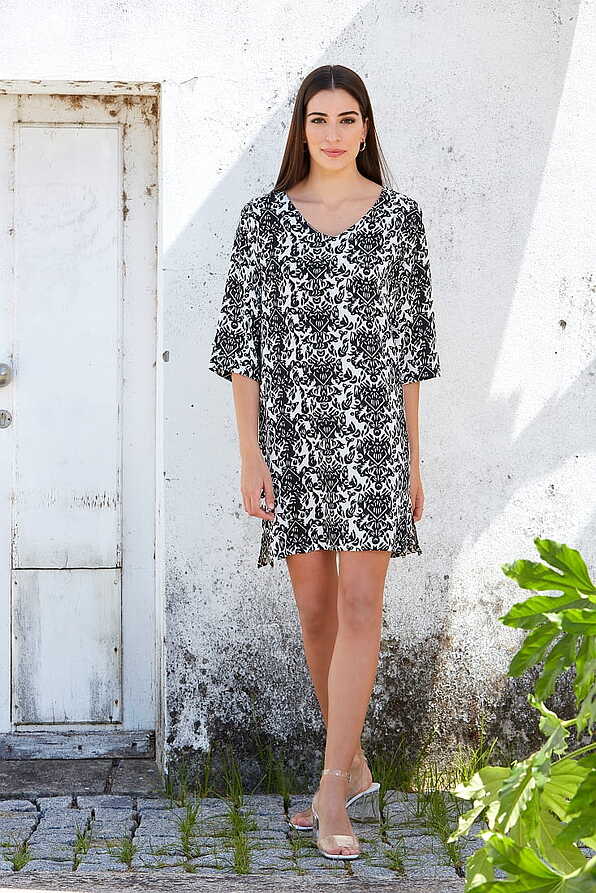 WOMAN VISCOSE SHORT DRESS WITH V-NECK AND 3/4 SLEEVES BLACK & WHITE