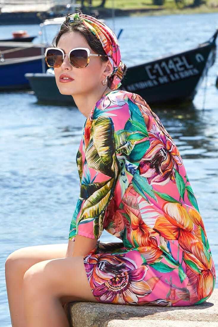 ΓΥΝΑΙΚΕΙΟ ΚΑΦΤΑΝΙ ΠΟΛΥ ΑΠΑΛΟ ΜΕ V-ΛΑΙΜΟ ΤΡΟΥΑΚΑΡ ΜΑΝΙΚΙ KAI FLORAL ΣΧΕΔΙΟ