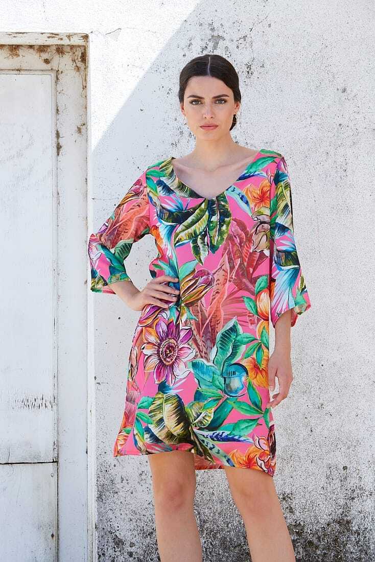 ΓΥΝΑΙΚΕΙΟ ΚΑΦΤΑΝΙ ΠΟΛΥ ΑΠΑΛΟ ΜΕ V-ΛΑΙΜΟ ΤΡΟΥΑΚΑΡ ΜΑΝΙΚΙ KAI FLORAL ΣΧΕΔΙΟ