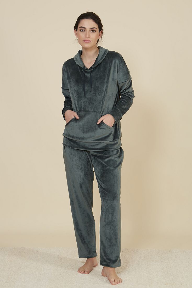 ΓΥΝΑΙΚΕΙΑ ΜΑΚΡΙΑ ΒΕΛΟΥΤΕ ΦΟΡΜΑ ΜΟΝΟΧΡΩΜΗ ΜΕ ΚΟΥΚΟΥΛΑ ΤΣΕΠΗ ΚΑΙ ΑΝΟΙΧΤΟ ΜΠΑΤΖΑΚΙ