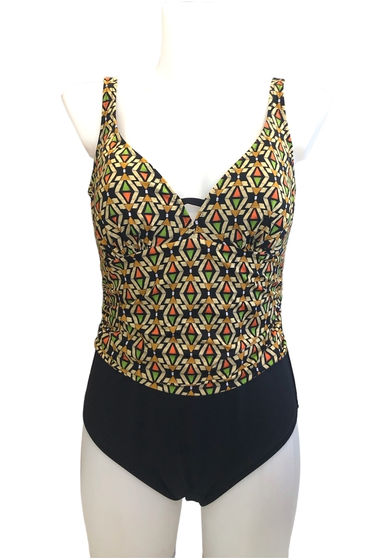 ΓΥΝΑΙΚΕΙΟ ΜΑΓΙΟ ΟΛΟΣΩΜΟ CUP D-E ΜΕ ΣΧΕΔΙΟ ΔΙΑΜΑΝΤΙΑ ΜΕ ΕΝΙΣΧΥΣΗ ΧΩΡΙΣ ΜΠΑΝΕΛΑ ΡΥΘΜΙΖΟΜΕΝΕΣ ΤΙΡΑΝΤΕΣ ΚΙ ΑΝΟΙΧΤΗ ΠΛΑΤΗ ΕΩΣ ΠΑΝΩ ΑΠΌ ΤΗ ΜΕΣΗ