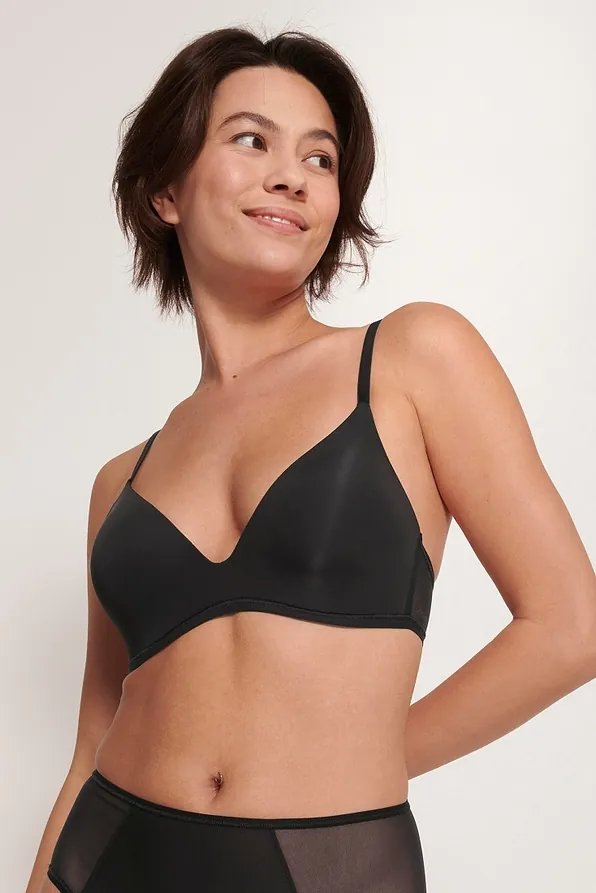 ΓΥΝΑΙΚΕΙΟ ΣΟΥΤΙΕΝ ΧΩΡΙΣ ΜΠΑΝΕΛΑ LASER CUT PUSH-UP ΜΕ ΠΟΛΥΜΟΡΦΙΚΕΣ ΤΙΡΑΝΤΕΣ-SLOGGI SOFT ADAPT