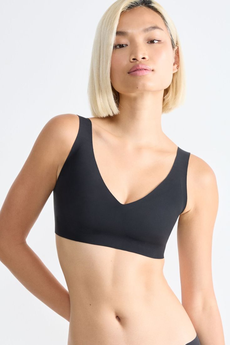 ΑΟΡΑΤΟ LASER-CUT ΤΟΠ ΤΡΙΓΩΝΟ ΧΩΡΙΣ ΡΑΦΕΣ ΜΕΤΡΙΑΣ ΣΤΗΡΙΞΗΣ-SLOGGI ZERO FEEL 2.0 BRALETTE