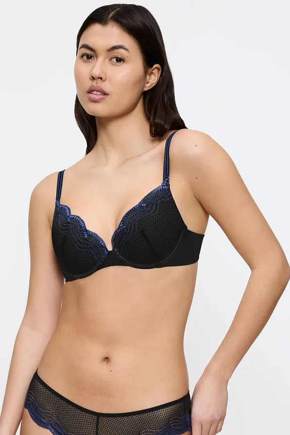 LINGERIE PUSH-UP ΣΟΥΤΙΕΝ ΜΕ ΡΥΘΜΙΖΟΜΕΝΑ CUPS ΔΙΧΡΩΜΗ ΔΑΝΤΕΛΑ & ΕΥΚΑΜΠΤΗ ΜΠΑΝΕΛΑ-TRIUMPH COMFORT GLAM