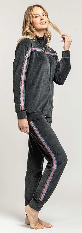 JEANNETTE- GYNAIKEIA ΦΟΡΜΑ ΒΕΛΟΥΔΟ ME ΤΡΕΣΣΕΣ