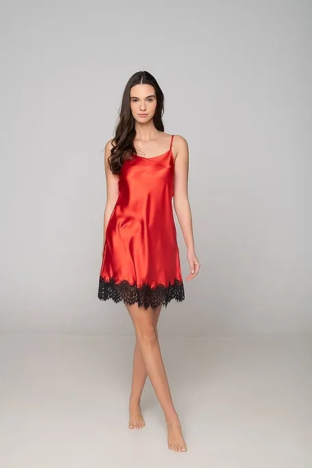 ΓΥΝΑΙΚΕΙΟ ΝΥΧΤΙΚΟ ΣΑΤΕΝ ΜΟΝΟΧΡΩΜΟ ΜΕ ΜΑΥΡΗ ΔΑΝΤΕΛΑ ΣΤΑ ΤΕΛΕΙΩΜΑΤΑ