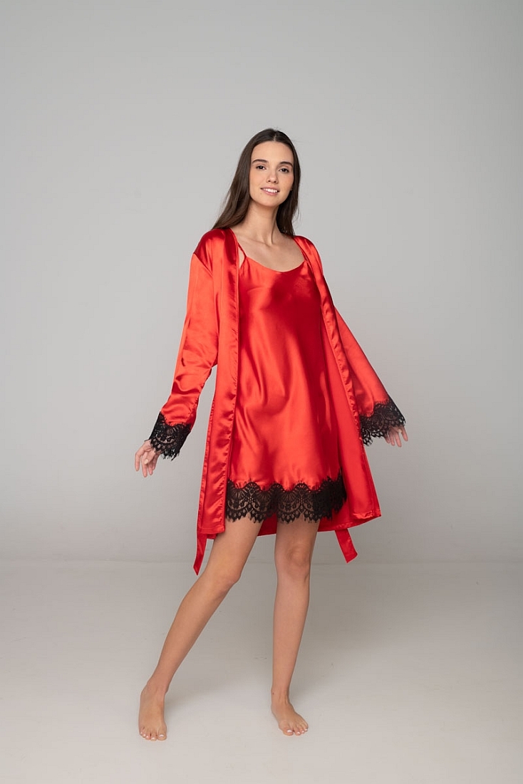 ΓΥΝΑΙΚΕΙΟ ΝΥΧΤΙΚΟ ΣΑΤΕΝ ΜΟΝΟΧΡΩΜΟ ΜΕ ΜΑΥΡΗ ΔΑΝΤΕΛΑ ΣΤΑ ΤΕΛΕΙΩΜΑΤΑ