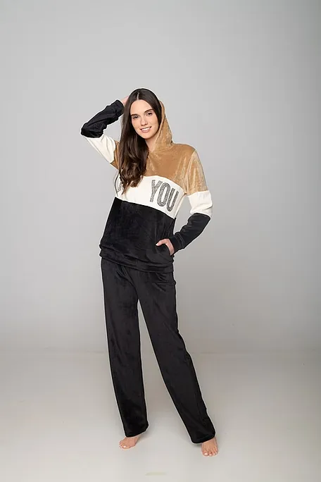 ΓΥΝΑΙΚΕΙΑ ΦΟΡΜΑ ΒΕΛΟΥΤΕ ΜΕ ΡΙΓΕΣ ΚΟΥΚΟΥΛΑ ΤΣΕΠΕΣ ΚΑΙ ΤΥΠΩΜΑ I LOVE YOU ΑΝΟΙΧΤΟ ΜΠΑΤΖΑΚΙ