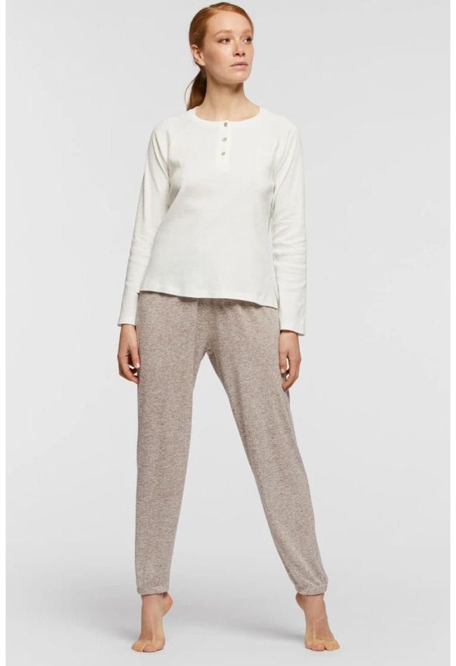 PJ ARGENTERA OPENWORK COTTON SWEATER AND VISCOSE TROUSERS. THE SWEATER HAS A SERAPH NECKLINE WITH MOTHER-OF-PEARLS BUTTONS. THE TROUSERS HAVE A FAKE FLAP DECORATED WITH MOTHER-OF-PEARL BUTTONS, CUFF AT BOTTOM AND A POCKET ON THE BACK.