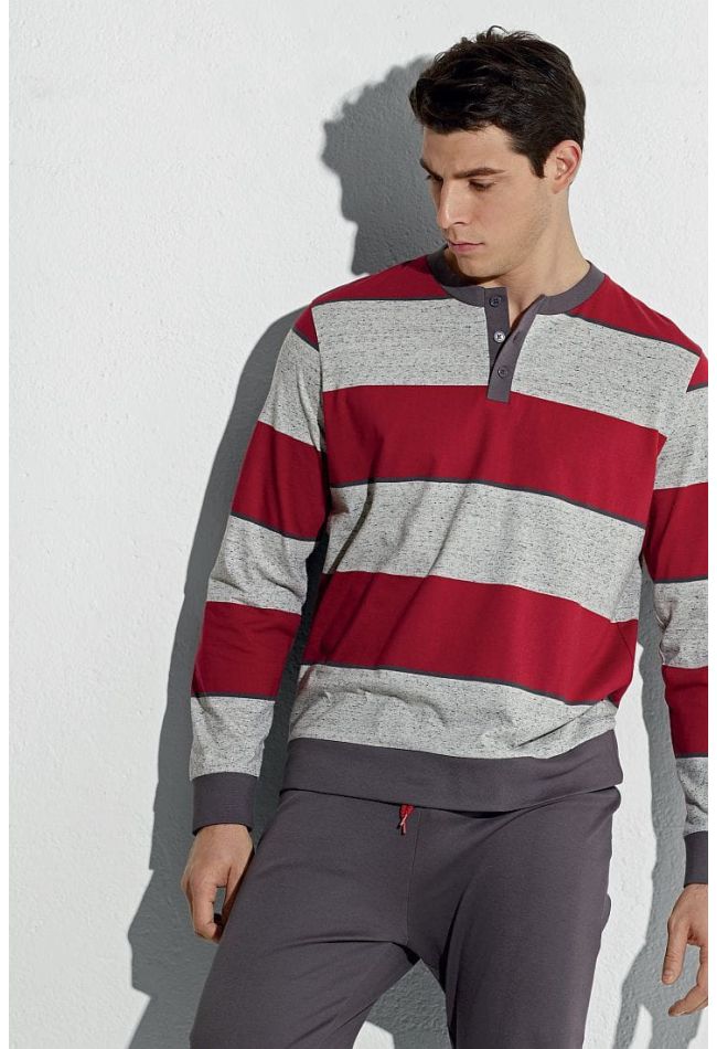 PJ FOPPOLO COTTON JERSEY SWEATER YARN-DYED STRIPES WITH SERAPH NECKLINE. COTTON INTERLOCK TROUSERS SOLID COLOR WITH POCKET IN THE BACK.