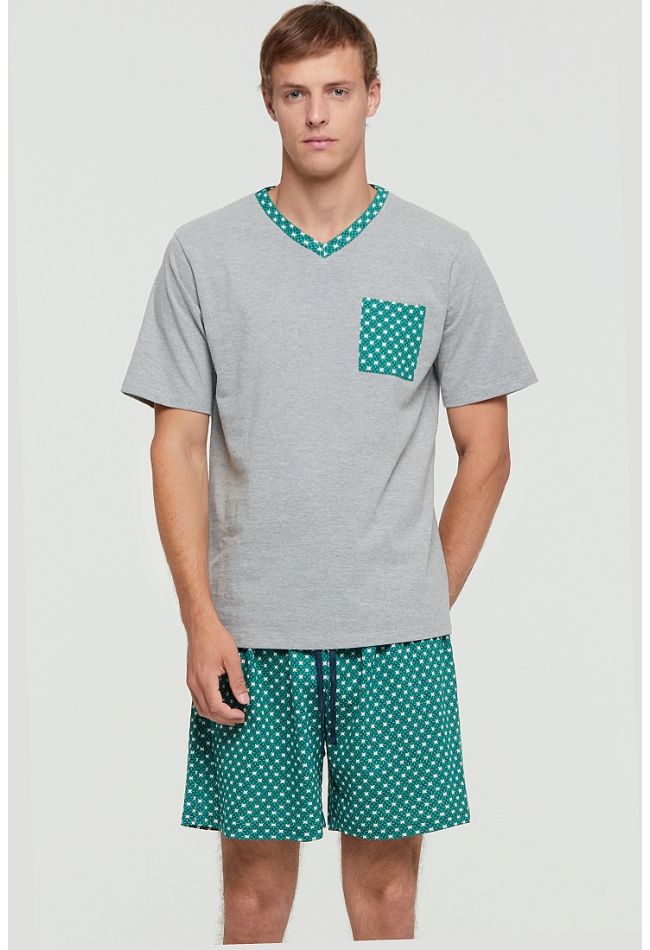 MAN COTTON PYJAMAS T-SHIRT WITH “V" NECK AND POCKET IN CONTRAST COTTON SHORTS IN PATTERNED “TIE” - AUGUSTO